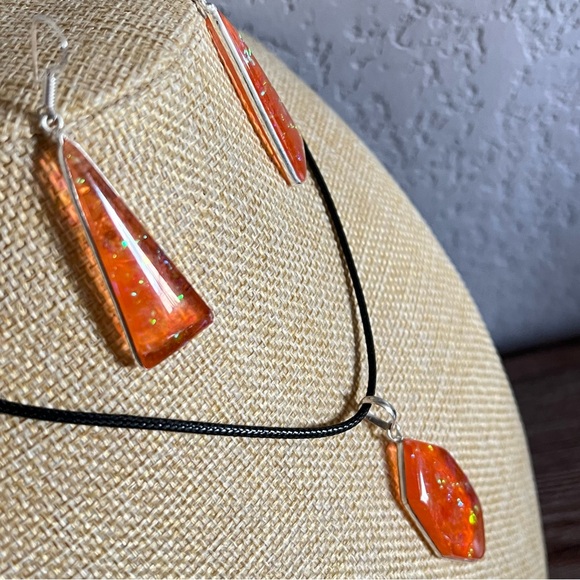 New Orange Acrylic Iridescent Dichroic Silver Overlay Pendant Earrings Set - Picture 4 of 6